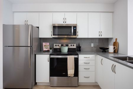 For Lease - 425 Watson Parkway Unit# 914, Guelph, Ontario - Photo 3