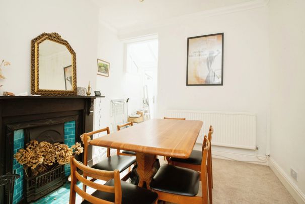 St. Fagans Road, Caerdydd, CF5 - Photo 1