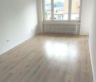 Freundliche 3 Zimmer Wohnung mit Balkon wartet auf Sie - Foto 6