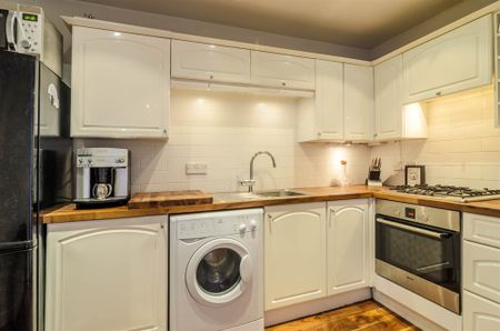 3 Lesley Court, 328 Lisburn Road, BELFAST, BT9 6GH - Photo 3