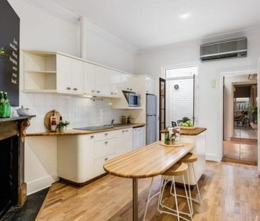 Stylish 1 Bedroom Cottage in the Heart of North Adelaide&excl; - Photo 1