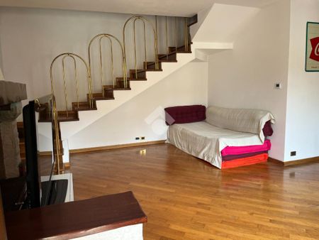 Porzione di bifamiliare in affitto - Photo 4