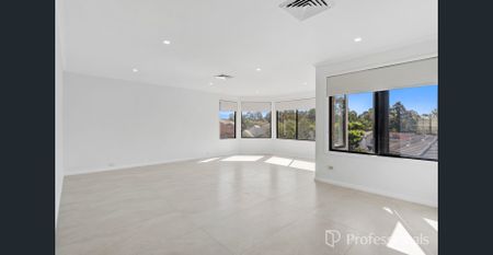 LUXURIOUS AND GRANDEUR! THIS AMAZING FAMILY HOME IS A MUST TO INSPECT! - Photo 5