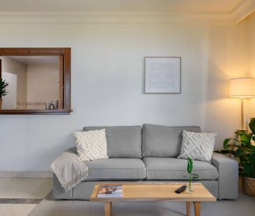 2 bedroom luxury Apartment for rent in Benahavís, Spain - Photo 5