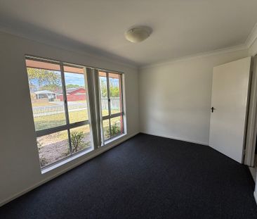 Spacious Backyard - Photo 3