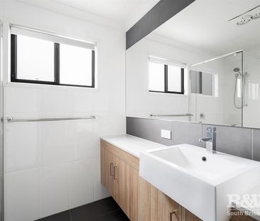 69 Salonica Road, Carina Heights - Photo 1