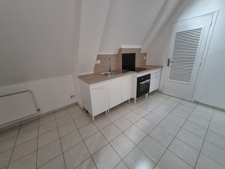 Location Appartement 3 pièces 60m² VALENCIENNES 59300 - Photo 4