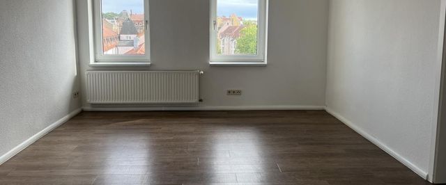 Wunderschöne Etagenwohnung mit vorteilhafter Raumaufteilung und schönem Blick! - Foto 1