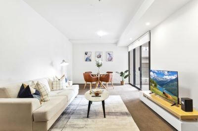 * FULLY FURNISHED* One Bedroom Manhattan Style Living - Photo 2