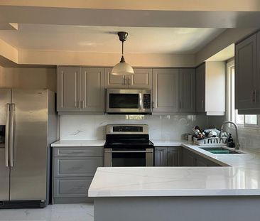 For Lease - 78 Prouse Drive, Brampton, Ontario - Photo 2