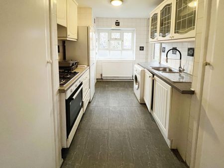 2 bedroom apartment to rent - Photo 4