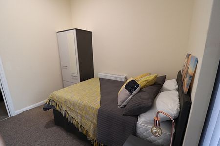 Great Location-Double Room - Photo 3