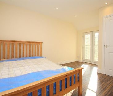 House share to rent - Photo 3