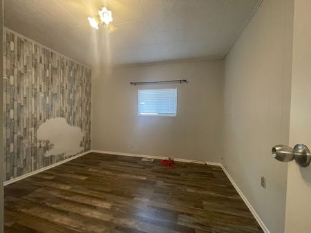 For Lease - 15 Vera Street Unit# Main Level, St. Catharines, Ontario - Photo 4