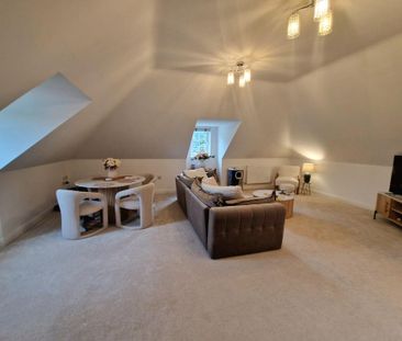 2 bedroom property to rent - Photo 1