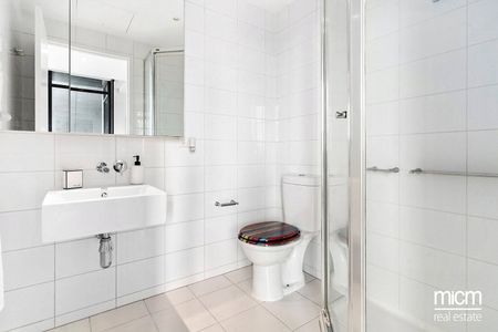 1608/280 Spencer Street - Photo 4