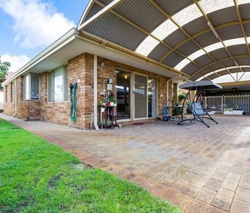 8 Orbell Way, 6149, Bull Creek Wa - Photo 4