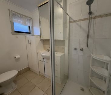 3 Bedroom Family Home in Clarinda - Photo 3