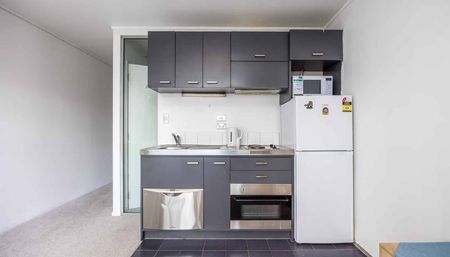 Modern City Pad with Everything You Need - Photo 4