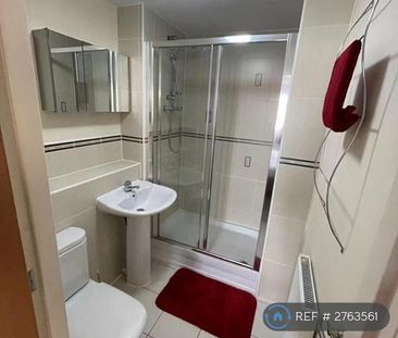 2 bedroom flat to rent - Photo 6