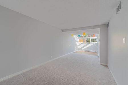 For Lease - 208 STRATAS Court, Kanata, Ontario - Photo 3