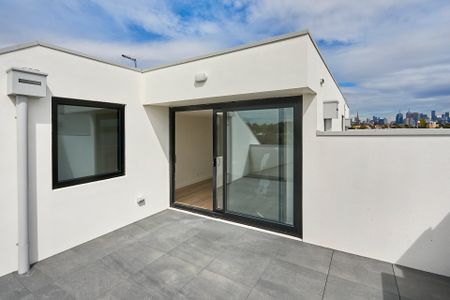 2/1a Glasshouse St, Richmond - Photo 2