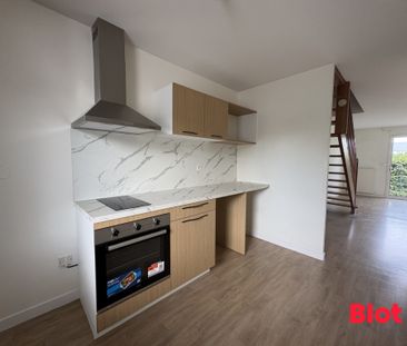 Location Appartement 3 pièces 64m² CHARTRES DE BRETAGNE 35131 - Photo 1