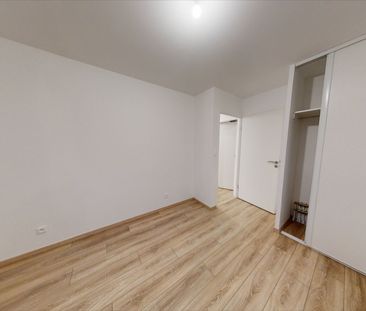 Location Maison 3 pièces 61m² - Photo 2