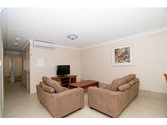 Fully Furnished 2-Bedroom Apartment with Balcony Views to the CBD - Photo 1