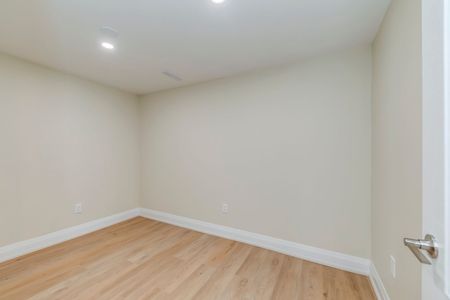 For Lease - 173 Hampton Heath Road Unit# Bsmt, Burlington, Ontario - Photo 3