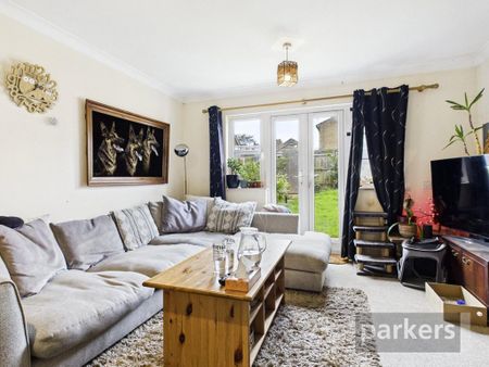 2 bedroom terraced house to rent - Photo 2