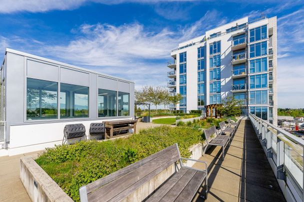 2435 Kingsway condo — Vancouver, BC (3-Bedroom) - 3 Bedroom - Photo 1