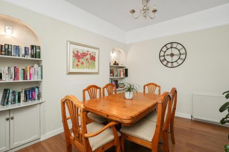 4 bedroom maisonette to rent - Photo 5