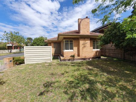 62 Haughton Road, Oakleigh VIC 3166 - House For Rent | Domain - Photo 4