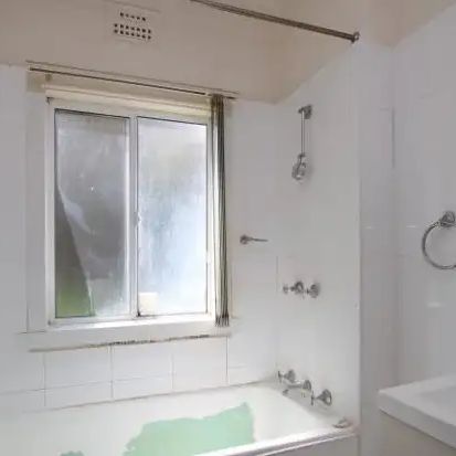 “Inviting Family Home in a Convenient Location” - Photo 1