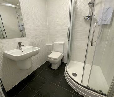 Albert House, 1 Adelaide Lane, Bournemouth, Dorset, BH1 - Photo 4