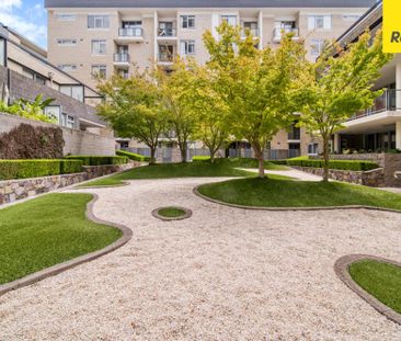 Enviably located 1 bedroom apartment - Photo 6