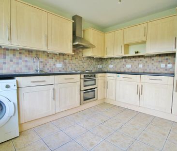 3 bedroom terraced house to rent - Photo 6