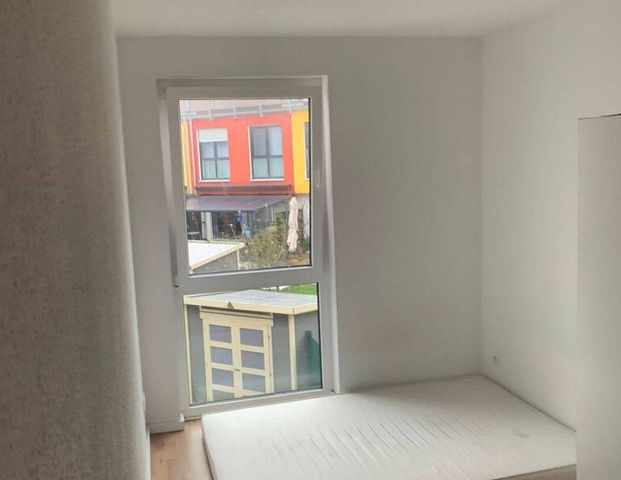 14qm WG ZIMMER in Friedrichsfelde Berlin zu vermieten - Photo 1