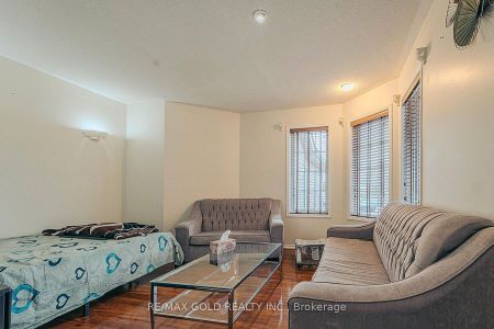 For Lease - 10 Squirreltail Way, Brampton, Ontario - Photo 3