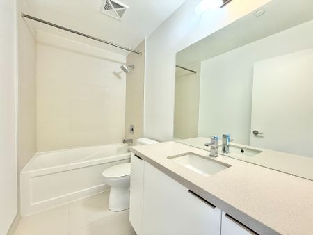 For Lease - 8 Eglinton Avenue Unit# 1810, Toronto, Ontario - Photo 4