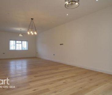 5 bedroom detached house to rent - Photo 1