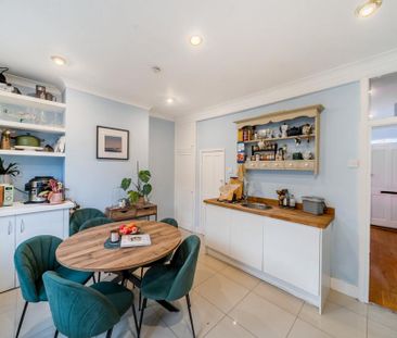 2 bedroom terraced house to rent - Photo 3