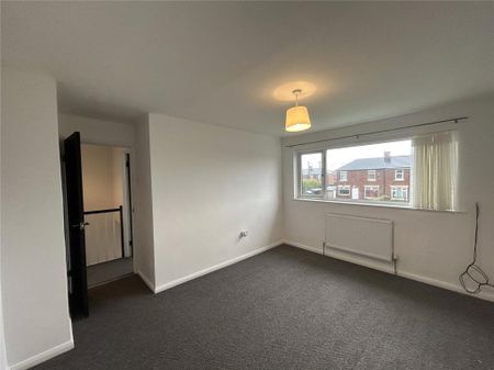 3 bedroom semi-detached house to rent - Photo 3