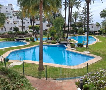 Alquiler Apartamento en Puerto Banús, Marbella - Photo 2