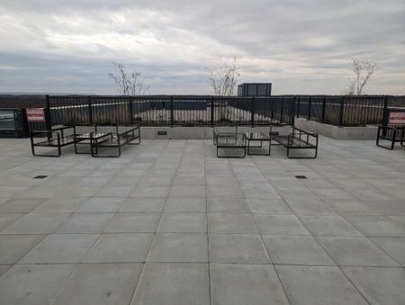 For Lease - 509 Dundas Street Unit# 503, Oakville, Ontario - Photo 5