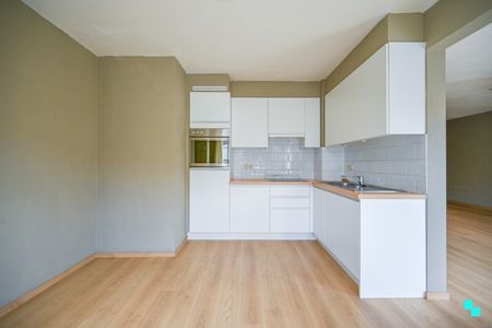Tweeslaapkamerappartement nabij centrum Oostrozebeke - Photo 5