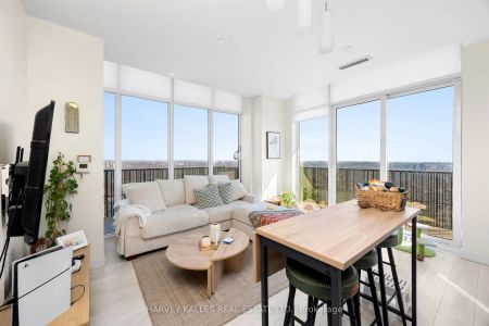 8 Eglinton Avenue E #5807 - Photo 2