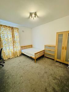 Burley Lodge Terrace LS6 1QA - Photo 4