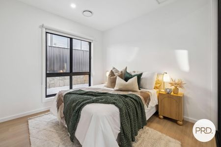 121 Sculthorpe Avenue, Whitlam ACT 2611 - House For Rent | Domain - Photo 5